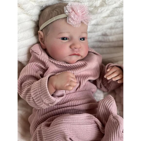 🆕 Reborn Baby Doll Pink Crafted Silicone Vinyl Full Body Anatomically Correct - Picture 4 of 6